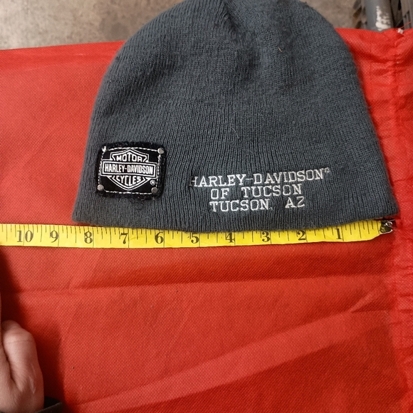 Harley-Davidson Gray Knit Hat with Logo Patch - Picture 1 of 9